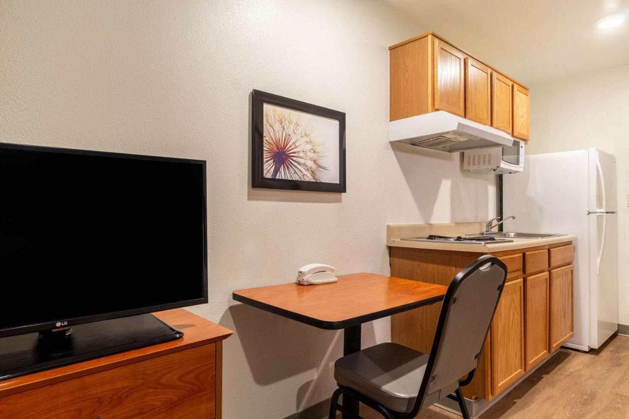 Woodspring Suites Conroe Exteriör bild