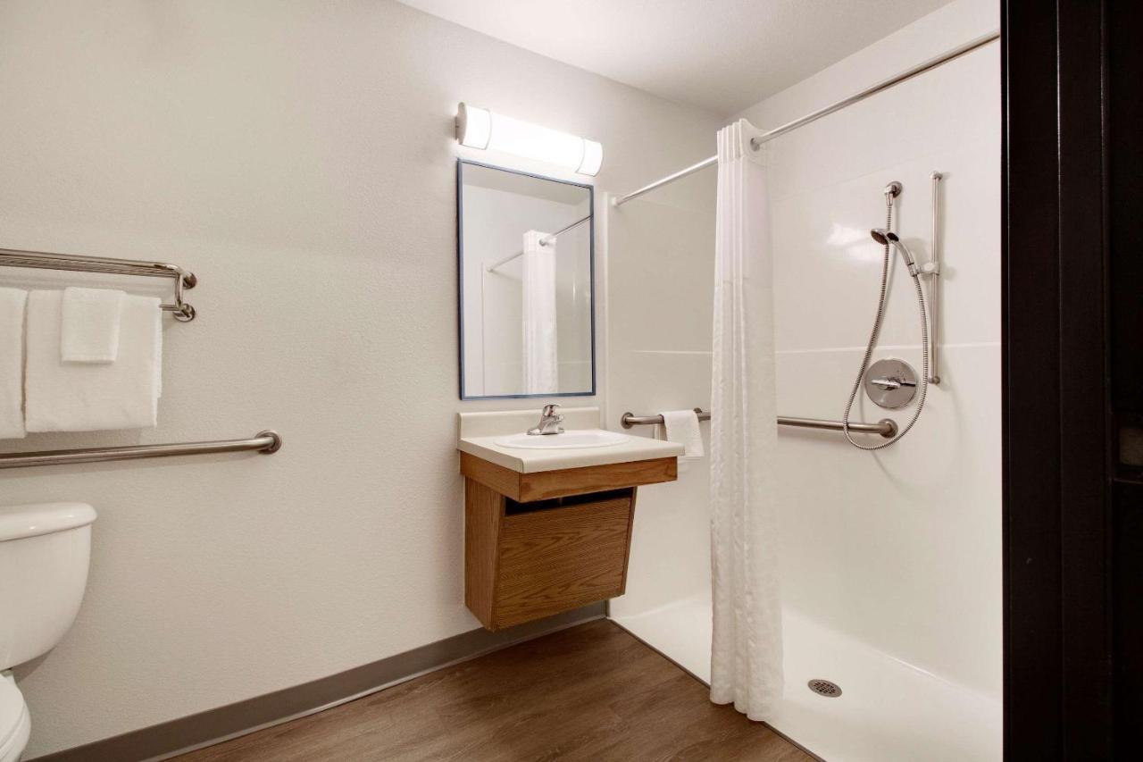 Woodspring Suites Conroe Exteriör bild
